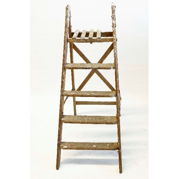 Vintage houten oude trap - middel